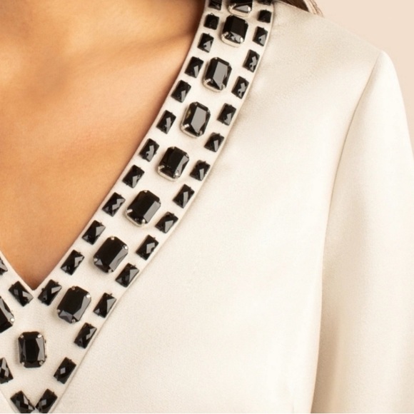 NWT Trina Turk Beaming Dress - Picture 2 of 9